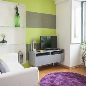 Contemporary In Historical Chiado Apartment