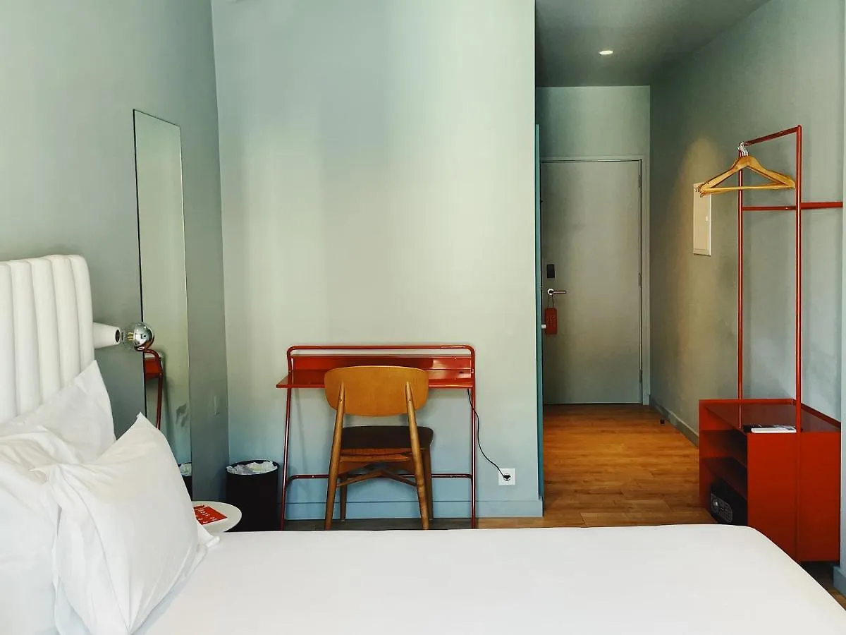 Esqina Cosmopolitan Lodge Lisbon 4*,