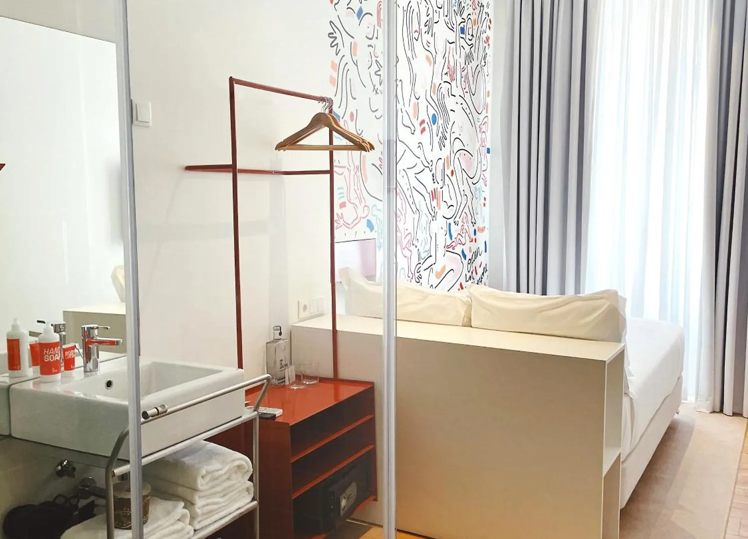 Esqina Cosmopolitan Lodge Лиссабон 4*,  Португалия