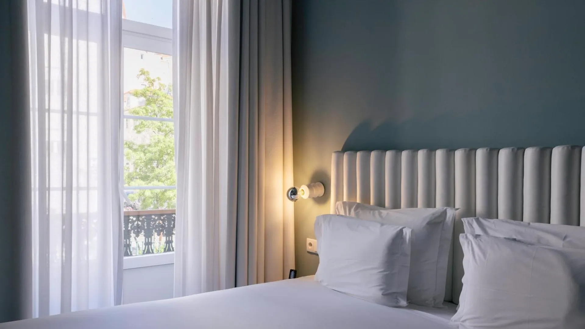 Esqina Cosmopolitan Lodge Lisboa Hotel